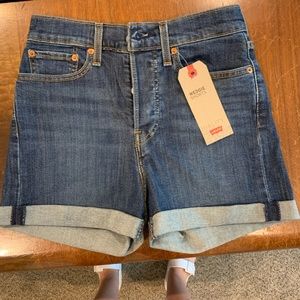 Levi Wedgie Denim shorts